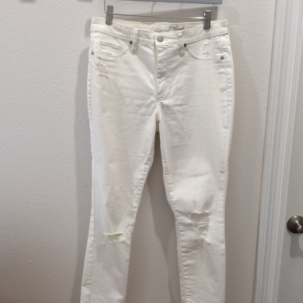Universal Thread NWOT 8/29